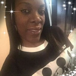 Meet your Posher, Twyla